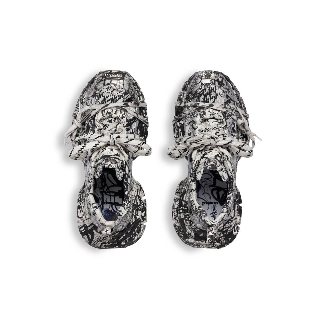 Men’s 3xl Extreme Graffiti Sneaker  in White/black - Image 6